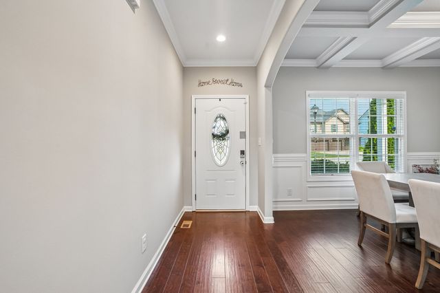 675 Sturdivant Dr, Clarksville, TN 37042