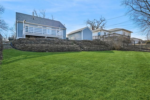 3008 Henderson Avenue SE, Cedar Rapids, IA 52403