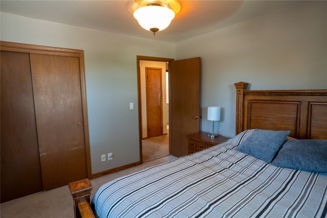 3601 Pawnee Place, Sioux City, IA 51104