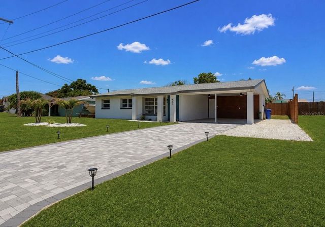 485 FLORIDA CIRCLE N, Apollo Beach, FL 33572
