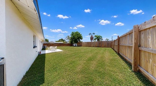 485 FLORIDA CIRCLE N, Apollo Beach, FL 33572