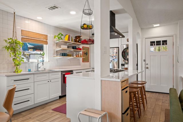 5403 Duval ST 1, Austin, TX 78751