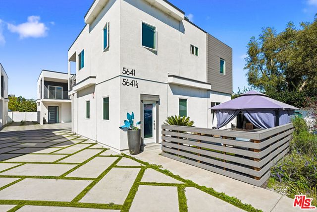 5641 Riverton Avenue, North Hollywood, CA 91601