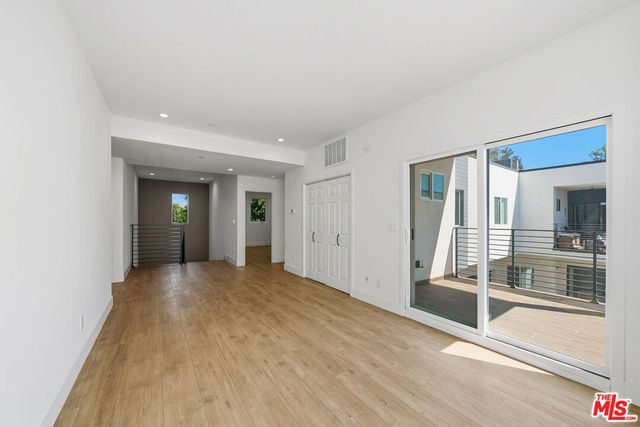 5641 Riverton Avenue, North Hollywood, CA 91601