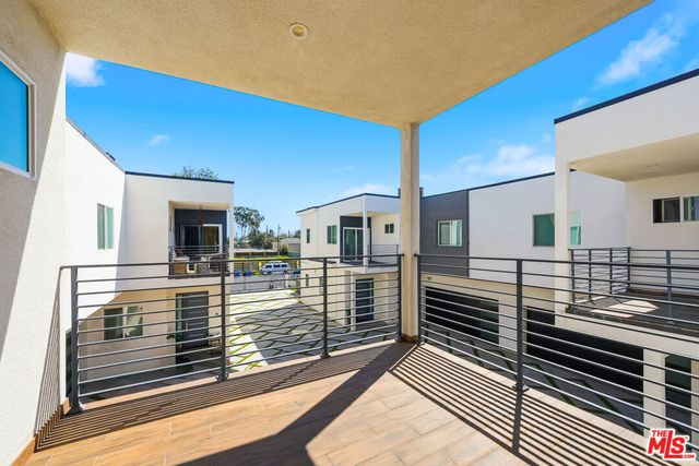 5641 Riverton Avenue, North Hollywood, CA 91601