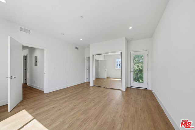 5641 Riverton Avenue, North Hollywood, CA 91601