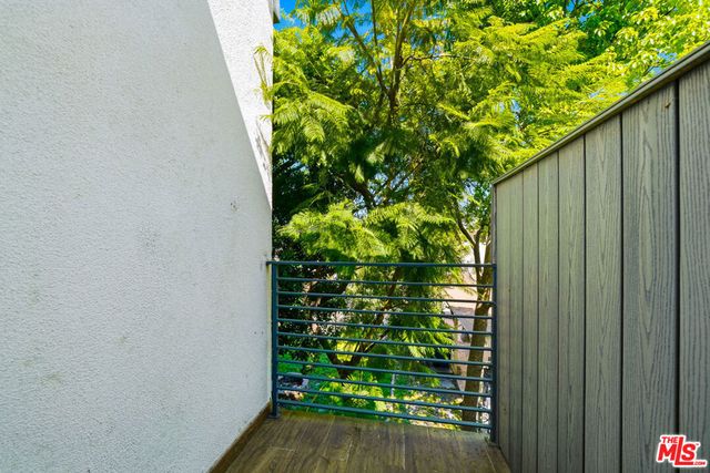 5641 Riverton Avenue, North Hollywood, CA 91601