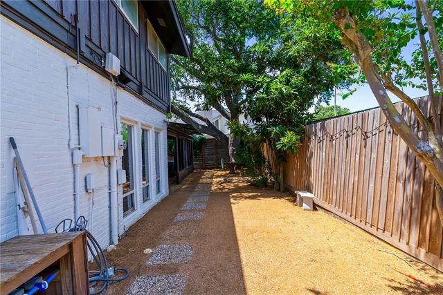 5326 Saint Andrews Dr, Corpus Christi, TX 78413