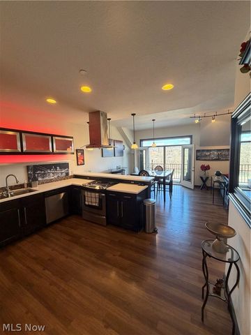 1846 Front Street 408, Cuyahoga Falls, OH 44221