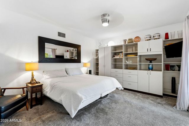 20 E LOS ARBOLES Circle, Tempe, AZ 85284