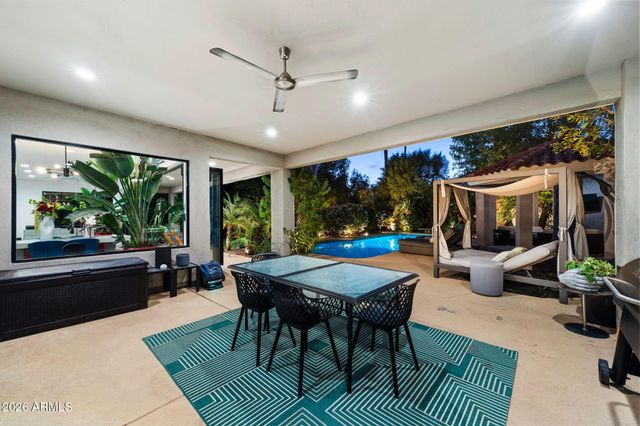 20 E LOS ARBOLES Circle, Tempe, AZ 85284