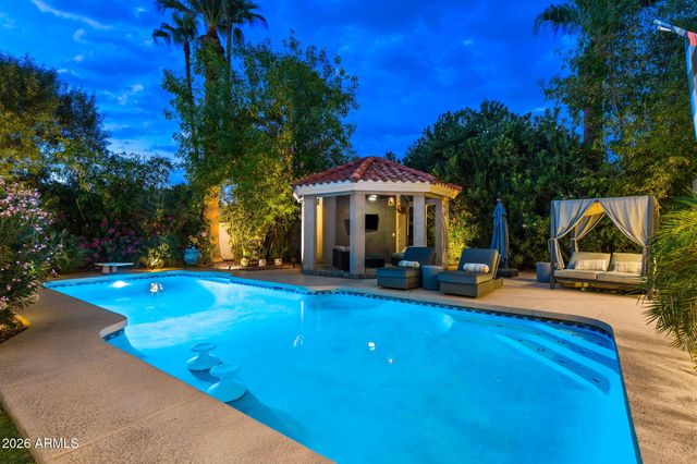 20 E LOS ARBOLES Circle, Tempe, AZ 85284