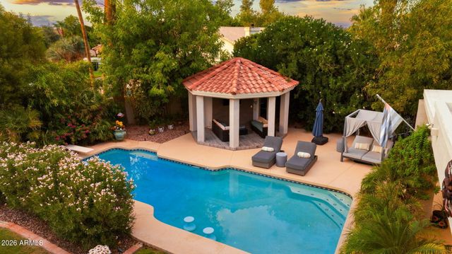 20 E LOS ARBOLES Circle, Tempe, AZ 85284