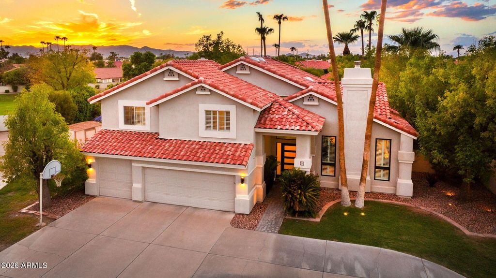 20 E LOS ARBOLES Circle, Tempe, AZ 85284 — photo 2