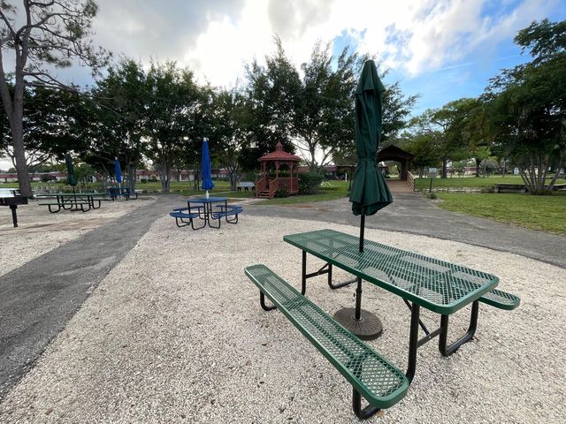 127 Amherst Ln 127, Lake Worth, FL 33467