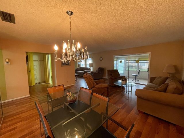 127 Amherst Ln 127, Lake Worth, FL 33467