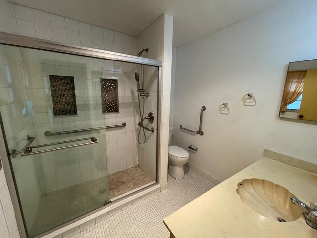 127 Amherst Ln 127, Lake Worth, FL 33467