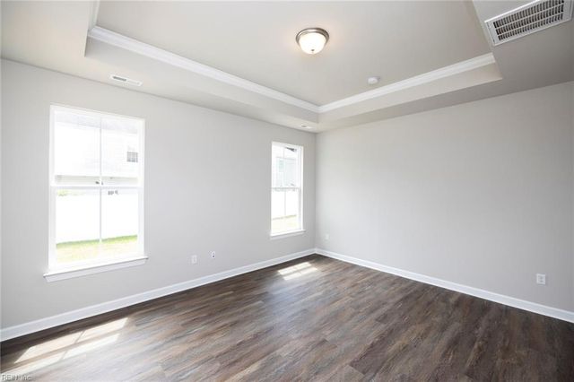 311 Station DR, Suffolk, VA 23434