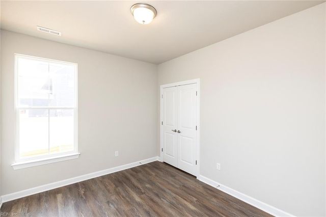 311 Station DR, Suffolk, VA 23434