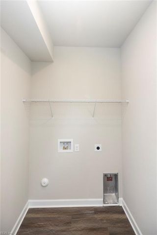 311 Station DR, Suffolk, VA 23434