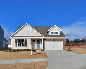 311 Station DR, Suffolk, VA 23434