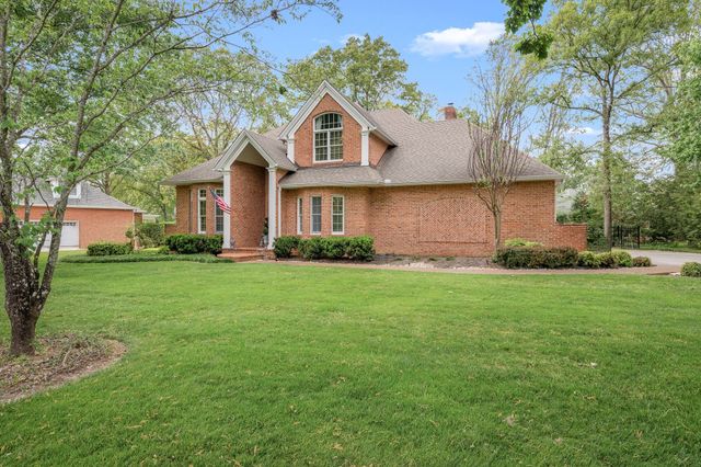 109 ALBEMARLE DRIVE, Tullahoma, TN 37388