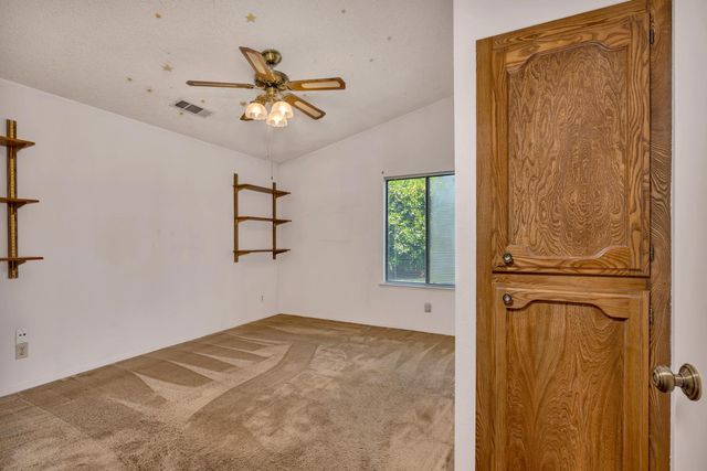 367 W Teague Avenue, Fresno, CA 93711