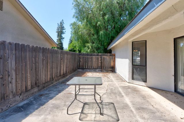 367 W Teague Avenue, Fresno, CA 93711