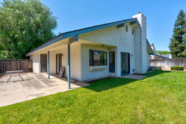 367 W Teague Avenue, Fresno, CA 93711