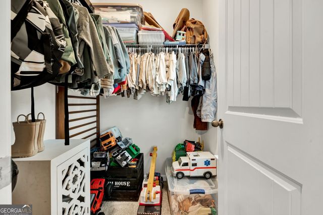 122 Bristol Lane, Calhoun, GA 30701