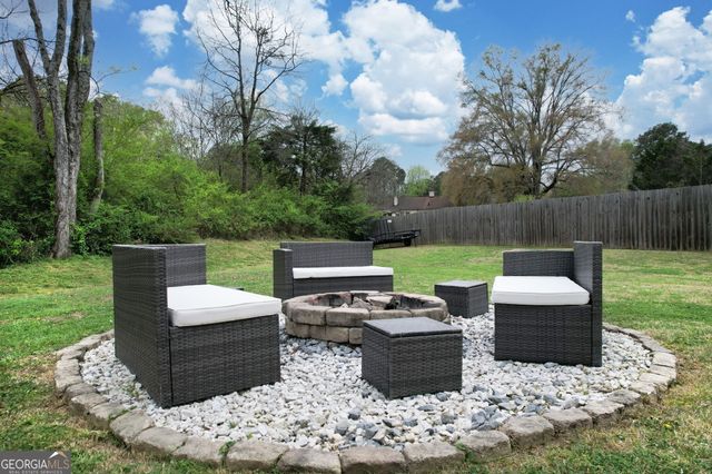 122 Bristol Lane, Calhoun, GA 30701