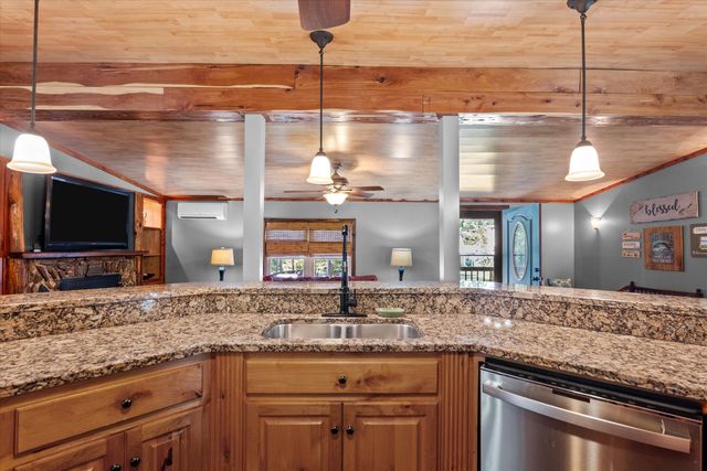 8010 Lakeside Drive, Appling, GA 30802