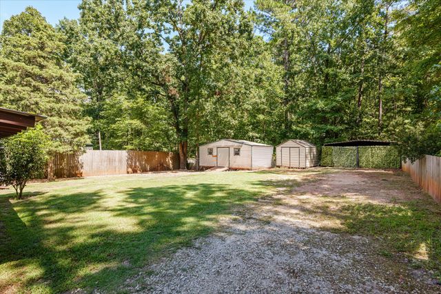 8010 Lakeside Drive, Appling, GA 30802