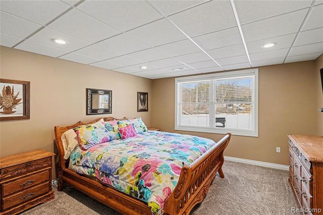 13332 Julie Anne Court, Fenton, MI 48430