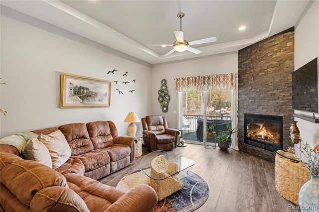 13332 Julie Anne Court, Fenton, MI 48430