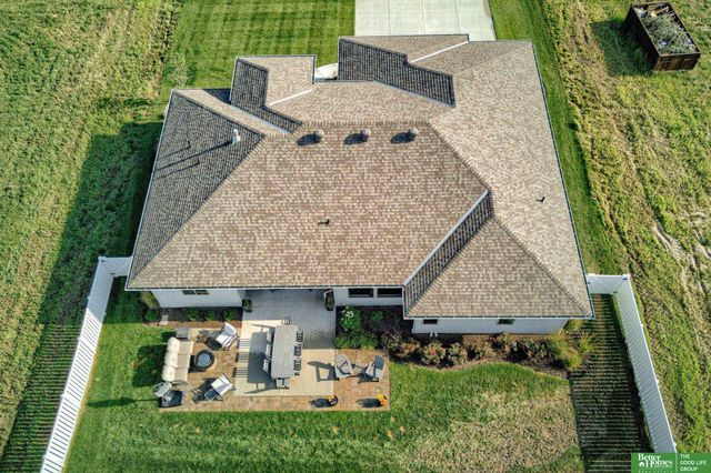 12619 Slayton Street, Omaha, NE 68138