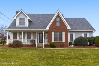 137 Spring Dr, Mt Washington, KY 40047