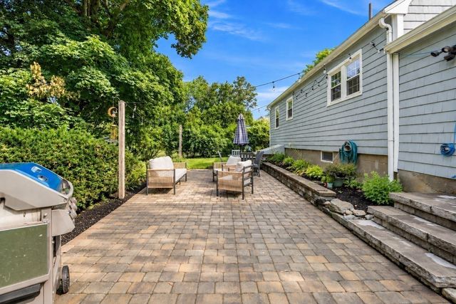 25 Chipman Road, Beverly, MA 01915