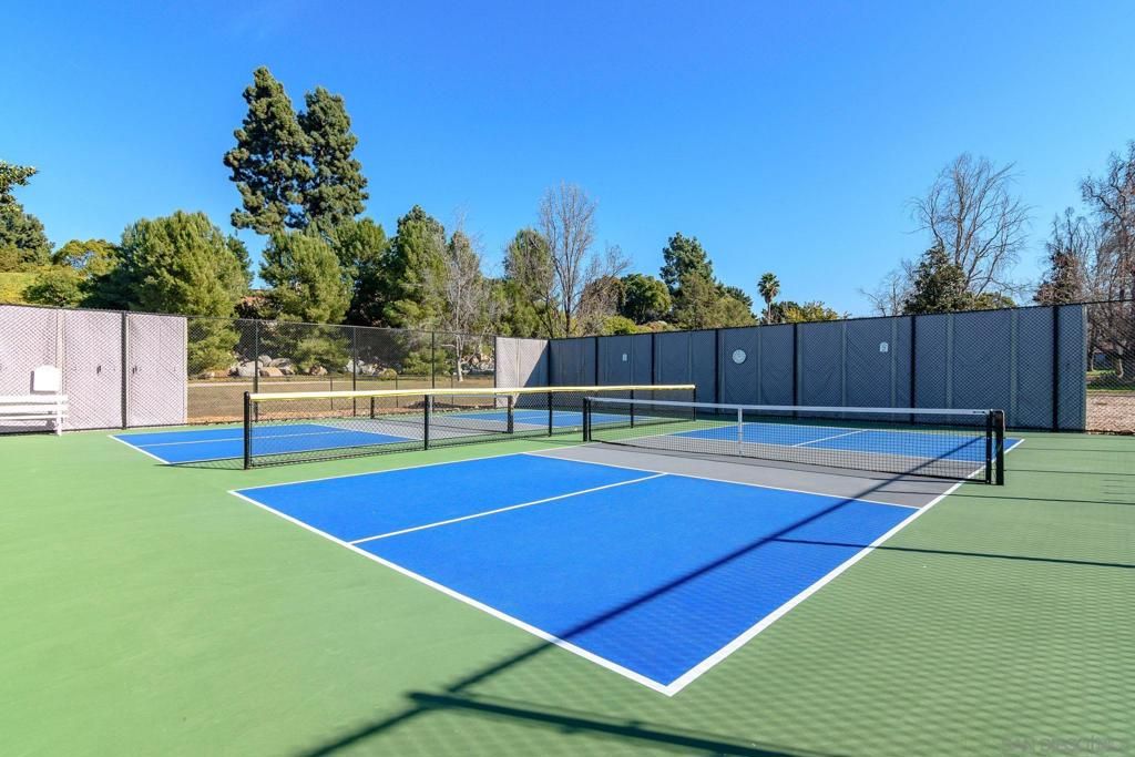 Image 53 of property listing at 16657 Roca Dr, San Diego, CA 92128