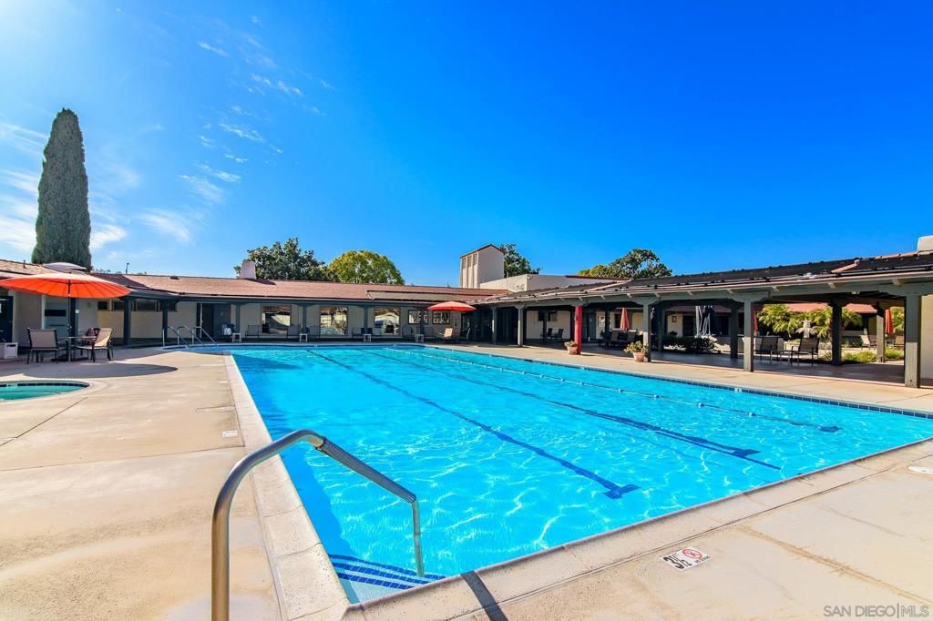 Image 55 of property listing at 16657 Roca Dr, San Diego, CA 92128