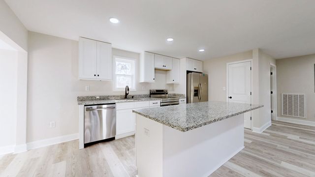 109 Wells St, Centerville, TN 37033