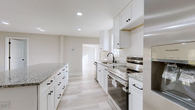 109 Wells St, Centerville, TN 37033