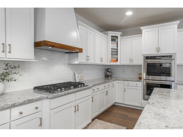 802 Braesheather Pl, Highlands Ranch, CO 80126