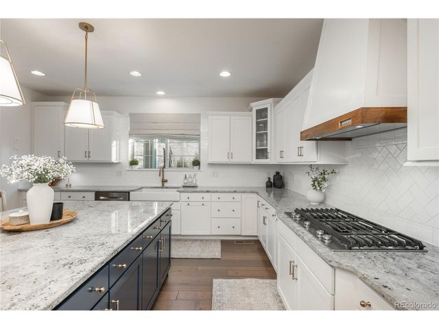 802 Braesheather Pl, Highlands Ranch, CO 80126