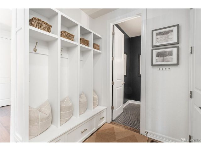 802 Braesheather Pl, Highlands Ranch, CO 80126