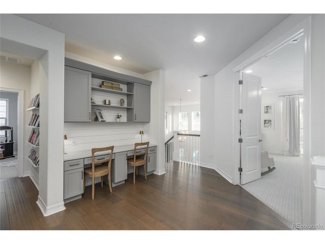 802 Braesheather Pl, Highlands Ranch, CO 80126