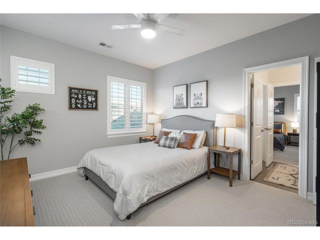 802 Braesheather Pl, Highlands Ranch, CO 80126