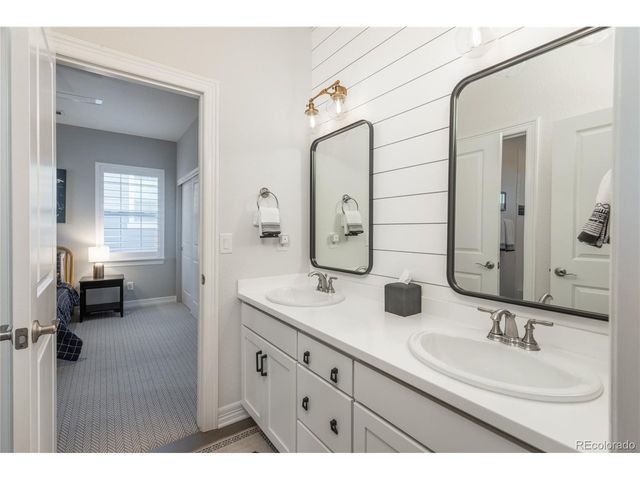 802 Braesheather Pl, Highlands Ranch, CO 80126