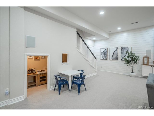 802 Braesheather Pl, Highlands Ranch, CO 80126