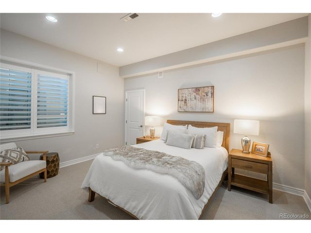 802 Braesheather Pl, Highlands Ranch, CO 80126